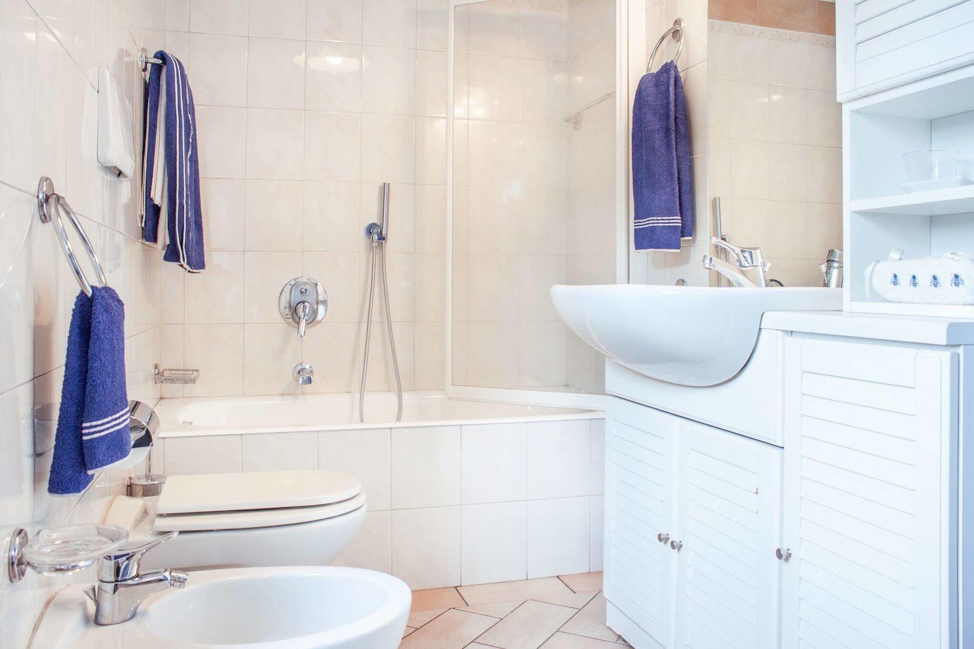 לינה וארוחת בוקר צ'רנוביו Casa La Viola Blu מראה חיצוני תמונה