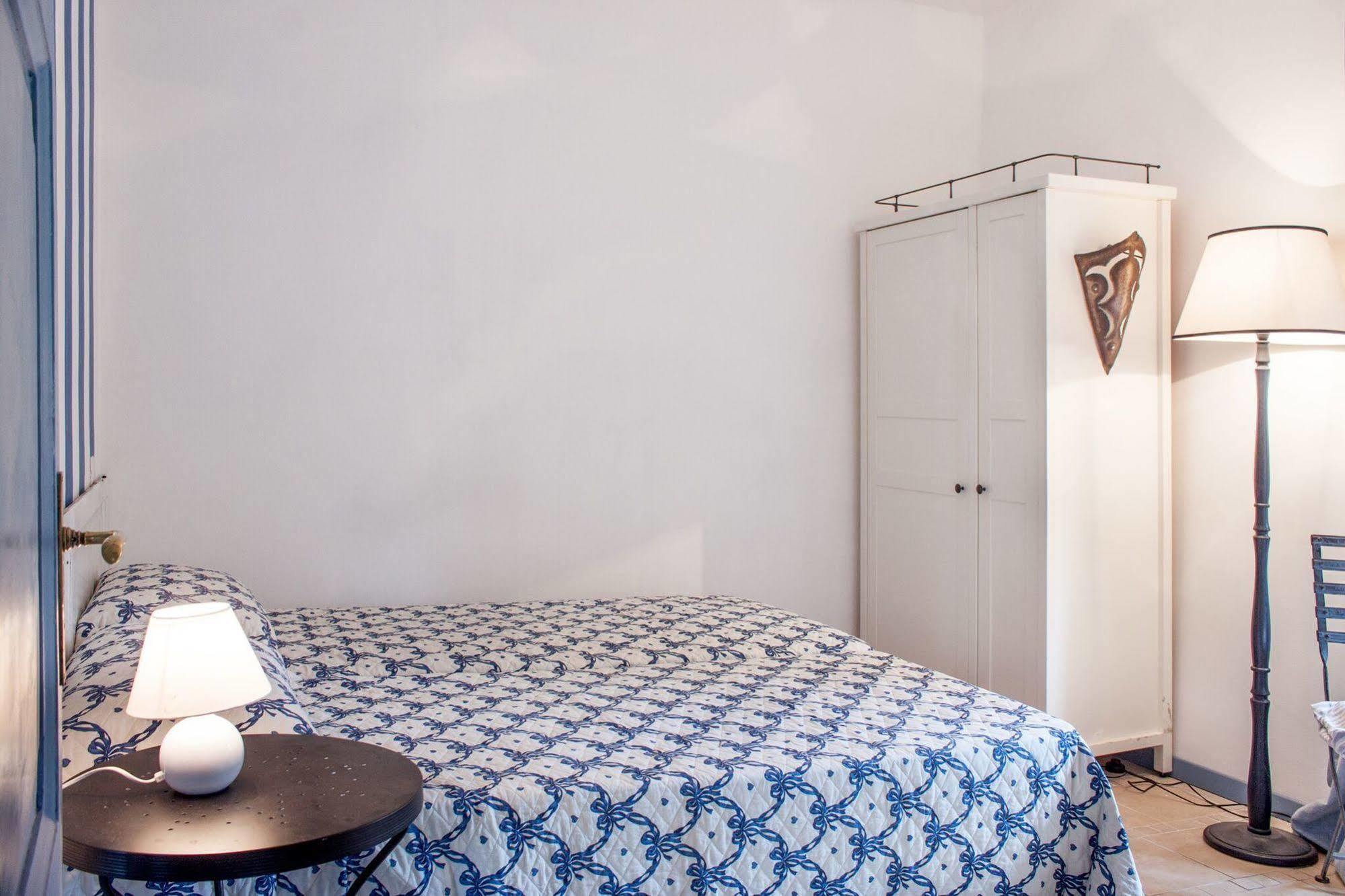 לינה וארוחת בוקר צ'רנוביו Casa La Viola Blu מראה חיצוני תמונה